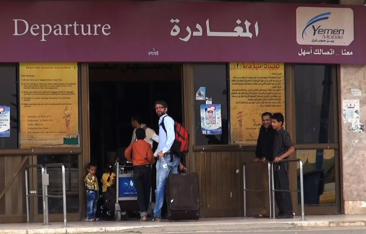 an image grab taken from an afptv video shows people arriving at sanaa international airport as they prepare to leave yemen on august 6 2013 the united states ordered americans to leave yemen quot immediately quot amid a worldwide alert linked to electronic intercepts from al qaeda leader ayman al zawahiri photo afp an image grab taken from an afptv video shows people arriving at sanaa international airport as they prepare to leave yemen on august 6 2013 the united states ordered americans to leave yemen quot immediately quot amid a worldwide alert linked to electronic intercepts from al qaeda leader ayman al zawahiri photo afp