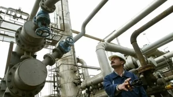 iraq 039 s kurdistan region is exporting crude oil by truck to an iranian port for shipping to asia photo afp iraq 039 s kurdistan region is exporting crude oil by truck to an iranian port for shipping to asia photo afp