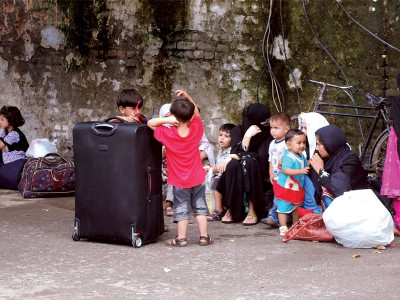 spending eid with family capital begins to wear a deserted look spending eid with family capital begins to wear a deserted look