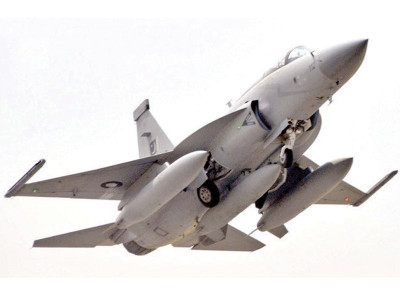 enhancing airpower jf 17 to attain in flight refueling capability