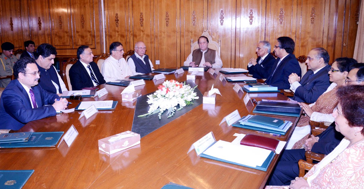 prime minister nawaz sharif being briefed by the officials of the foreign office photo pid