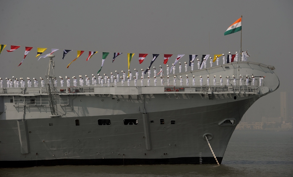 indian naval sailors stand on the deck of aircraft carrier ins viraat during a the fleet review pfr 11 in mumbai on december 20 2011 photo afp