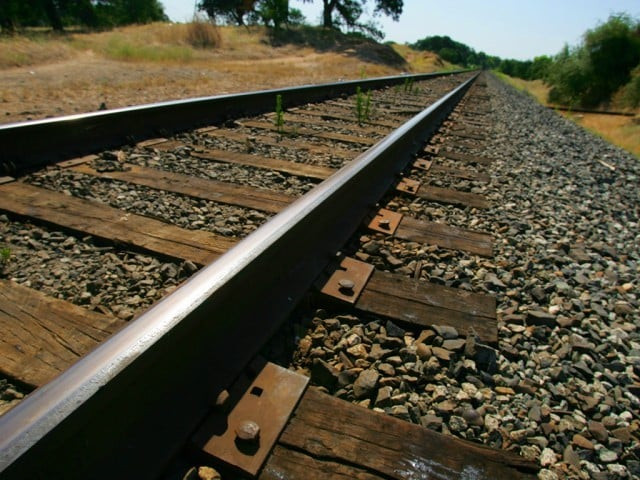 the train management received an anonymous phone call claiming that there is a bomb planted in karachi bound shalimar express train s coach no 4 the train was stopped at ghotki railway station following the phone call photo file the train management received an anonymous phone call claiming that there is a bomb planted in karachi bound shalimar express train s coach no 4 the train was stopped at ghotki railway station following the phone call photo file