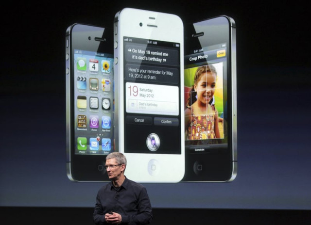 apple ceo tim cook speaks in front of an image of an iphone 4s at apple headquarters in cupertino california october 4 2011 photo reuters file apple ceo tim cook speaks in front of an image of an iphone 4s at apple headquarters in cupertino california october 4 2011 photo reuters file