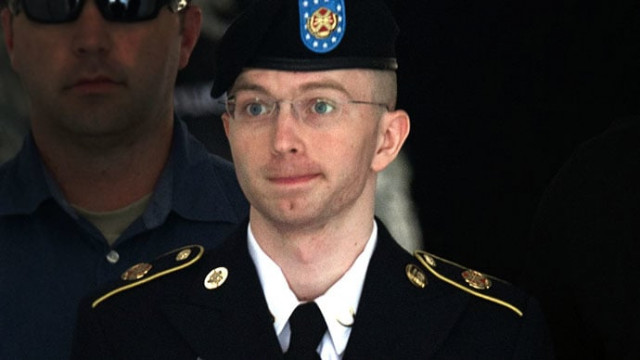quot i want to go forward quot manning said quot i understand i must pay the price quot photo afp quot i want to go forward quot manning said quot i understand i must pay the price quot photo afp
