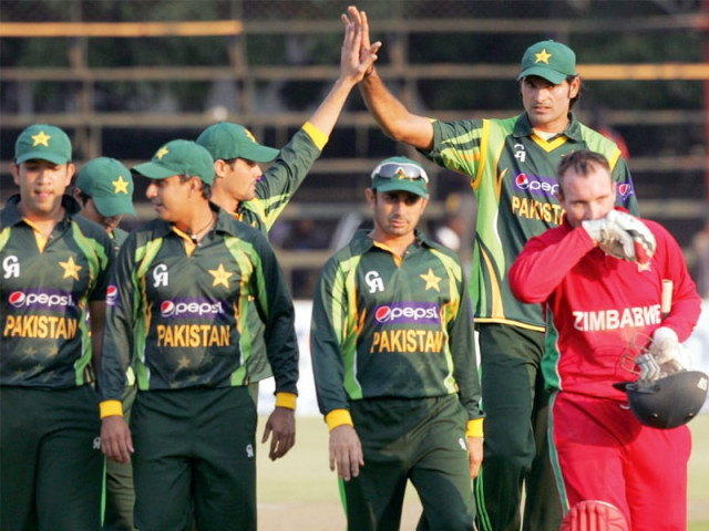 pakistan kicked off their tour of zimbabwe in style registering a comfortable 25 run victory in the first twenty20 yesterday photo afp pakistan kicked off their tour of zimbabwe in style registering a comfortable 25 run victory in the first twenty20 yesterday photo afp