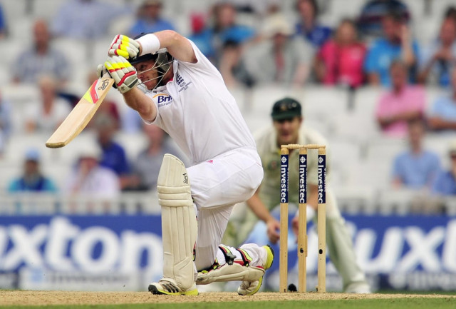 england 039 s ian bell plays a shot during play on the third day of the fifth ashes cricket test match between england and australia at the oval in london on august 23 2013 photo afp england 039 s ian bell plays a shot during play on the third day of the fifth ashes cricket test match between england and australia at the oval in london on august 23 2013 photo afp