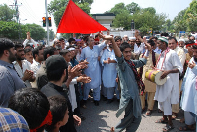 victory march anp workers protest after bilour house cordoned off