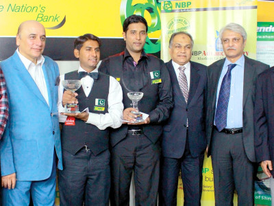 iqbal defends title against world champion asif