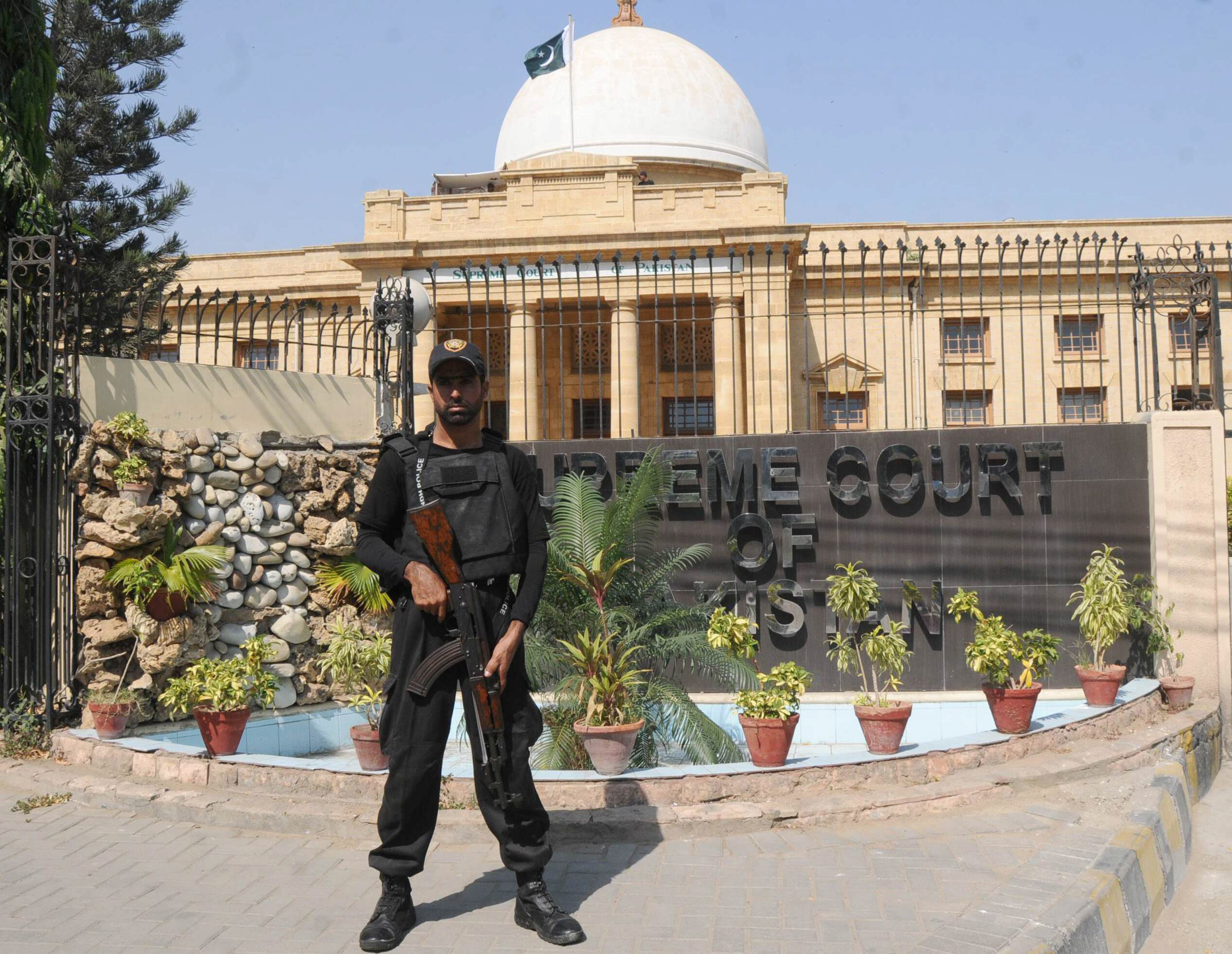 the judges noted that the provincial government and the law enforcement agencies had failed to improve the situation in karachi photo express file