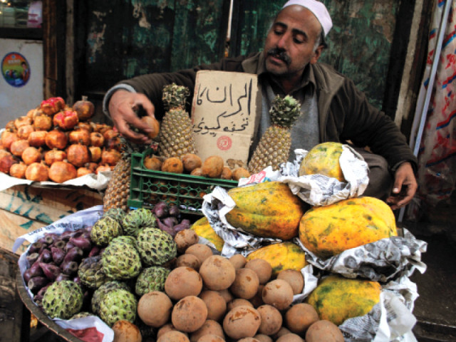 proper data is not available with pmc but united municipal workers union general secretary muhammad fazil claims there are at least 5 000 street vendors photo muhammad iqbal express proper data is not available with pmc but united municipal workers union general secretary muhammad fazil claims there are at least 5 000 street vendors photo muhammad iqbal express