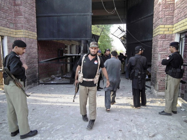 at least nine people including policemen and prisoners were killed in the attack for which the ttp had claimed responsibility photo reuters at least nine people including policemen and prisoners were killed in the attack for which the ttp had claimed responsibility photo reuters