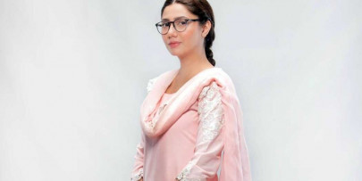 raees director excited to watch mahira khan s hum kahan kay sachay thay raees director excited to watch mahira khan s hum kahan kay sachay thay