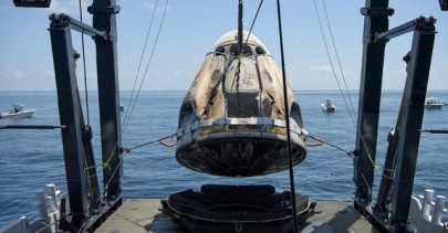 nasa astronauts cap historic odyssey aboard spacex crew dragon capsule nasa astronauts cap historic odyssey aboard spacex crew dragon capsule