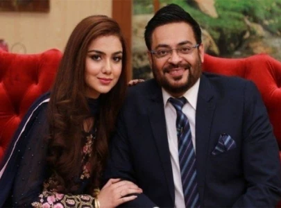 aamir liaquat rubbishes divorce rumours with a pawri esque video