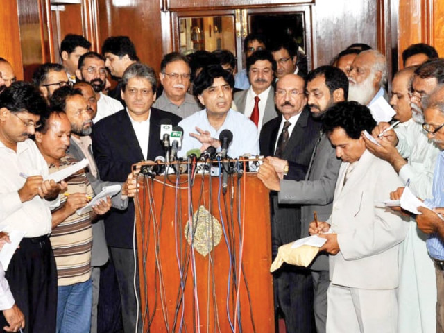 interior minister chaudhry nisar addresses the media at governor house karachi photo online interior minister chaudhry nisar addresses the media at governor house karachi photo online