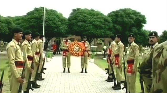 file photo of pakistan army 039 s tribute to the brave soldiers who laid their lives in war on terrorism