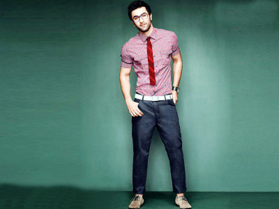 he loves her he loves her not ranbir juggles with statements amidst controversies