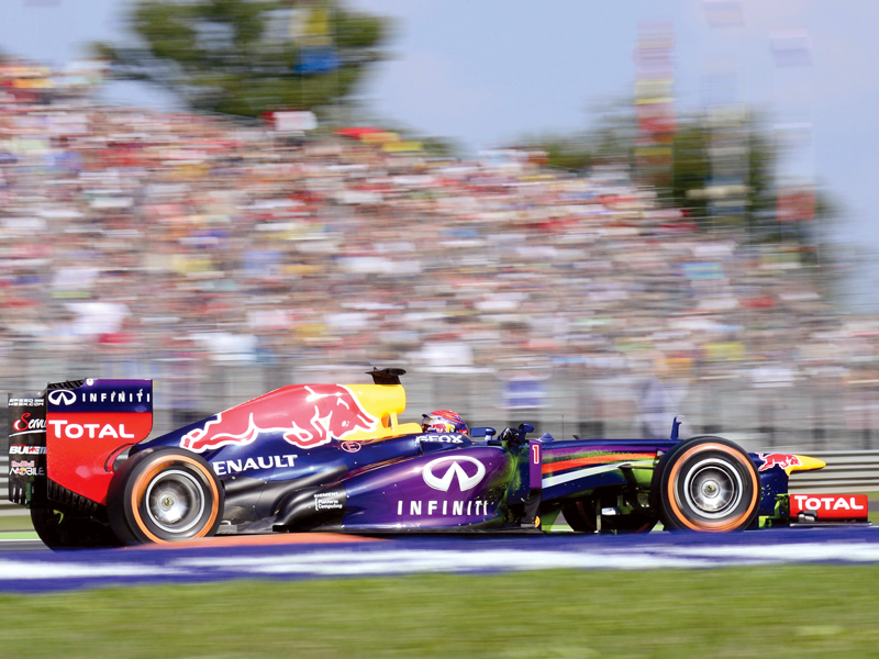 seeking his third win at the autodromo nazionale vettel clocked a best lap time of one minute and 23 755 seconds to take the italian grand prix pole photo afp