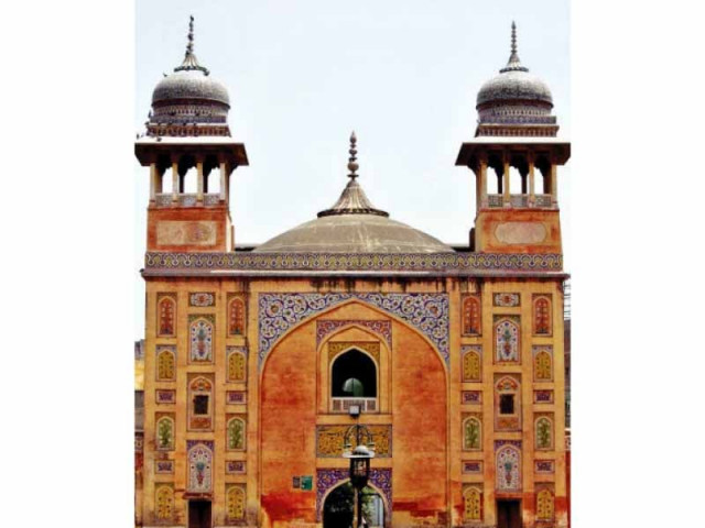 documentary will highlight the state of disrepair of several havelis including the lal haveli haveli raja dhayan singh haveli bejnath documentary will highlight the state of disrepair of several havelis including the lal haveli haveli raja dhayan singh haveli bejnath