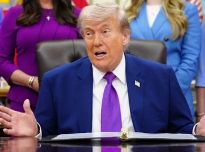 trump says iran ceasefire on life support