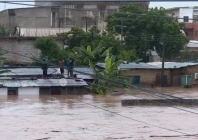 floods paralyse ghana capital kill three