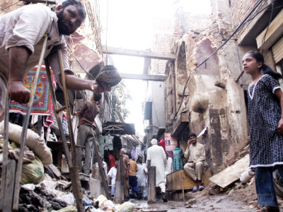 land mafia historic gate of katri baoo mumtaz demolished