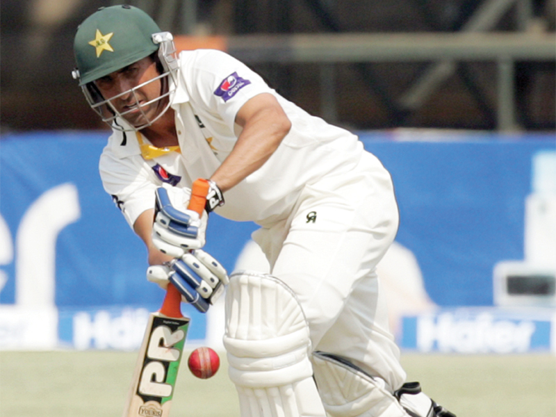 younus reached 50 for the 49th time in test cricket and became the fourth pakistan batsman to reach 7000 runs in tests photo afp