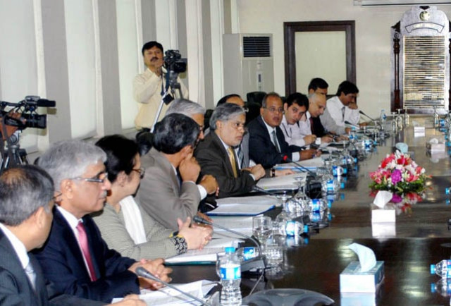 federal minister for finance ishaq dar chairing the meeting of national price monitoring committee npmc photo pid federal minister for finance ishaq dar chairing the meeting of national price monitoring committee npmc photo pid