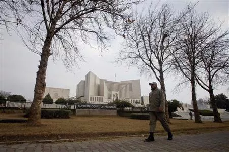 if the government wants to shut down nab it should say so in a single line reply says chief justice photo reuters file if the government wants to shut down nab it should say so in a single line reply says chief justice photo reuters file