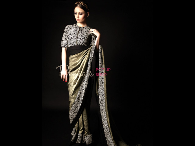 stylist s pop up shop offers a stunning range of clothing and accessories photo publicity stylist s pop up shop offers a stunning range of clothing and accessories photo publicity