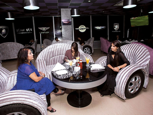 burn out management staff seemed to have been tasked with entertaining only high profile guests photo myra iqbal express burn out management staff seemed to have been tasked with entertaining only high profile guests photo myra iqbal express
