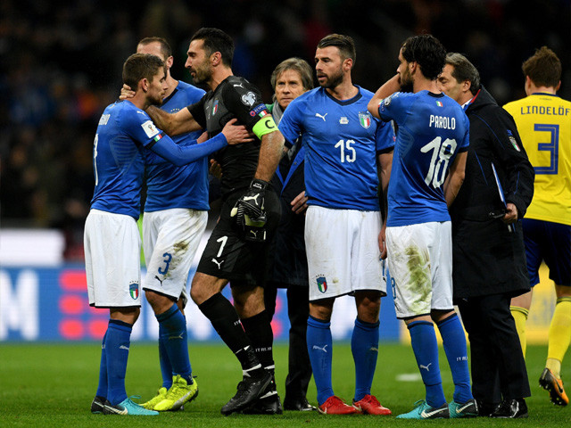 milan italy   november 13 players of italy dejected at the end of the fifa 2018 world cup qualifier play off second leg between italy and sweden at san siro stadium on november 13 2017 in milan italy photo getty milan italy   november 13 players of italy dejected at the end of the fifa 2018 world cup qualifier play off second leg between italy and sweden at san siro stadium on november 13 2017 in milan italy photo getty