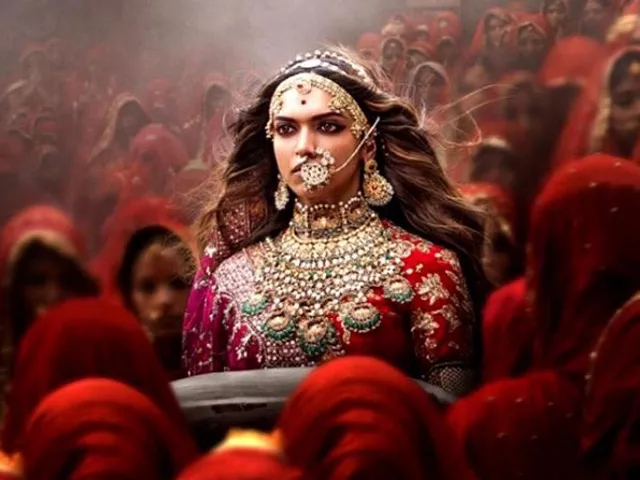 padmavati starring deepika padukone ranveer singh and shahid kapoor in the lead roles and directed by sanjay leela bhansali is based on a 16th century sufi epic poem padmavat photo twitter sumit kadel padmavati starring deepika padukone ranveer singh and shahid kapoor in the lead roles and directed by sanjay leela bhansali is based on a 16th century sufi epic poem padmavat photo twitter sumit kadel