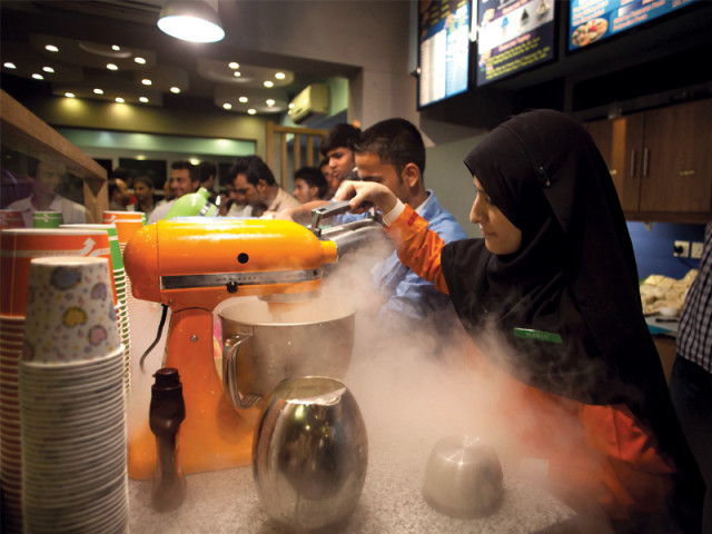 the caf offers ice cream made on the spot to go with the 16 various blends of coffee photo myra iqbal express the caf offers ice cream made on the spot to go with the 16 various blends of coffee photo myra iqbal express