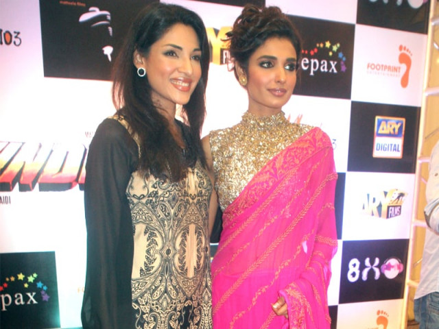 while their looks were completely different both tried to bring the glam factor to the event while their looks were completely different both tried to bring the glam factor to the event