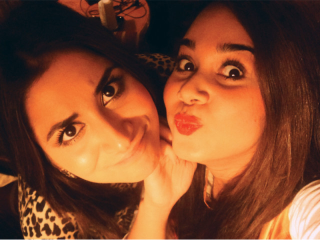 breakhna and zarmeena yusuf photos publicity