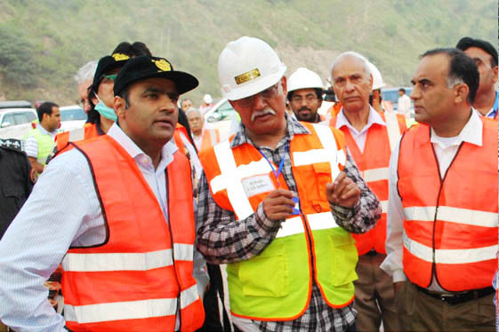 minister of state for water and power abid sher ali inspecting the site of the neelum jehlum project photo pid