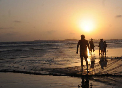 raped and murdered girl found dead on karachi beach raped and murdered girl found dead on karachi beach