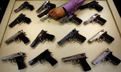 sindh govt bars authorities from issuing new weapon licenses photo file sindh govt bars authorities from issuing new weapon licenses photo file