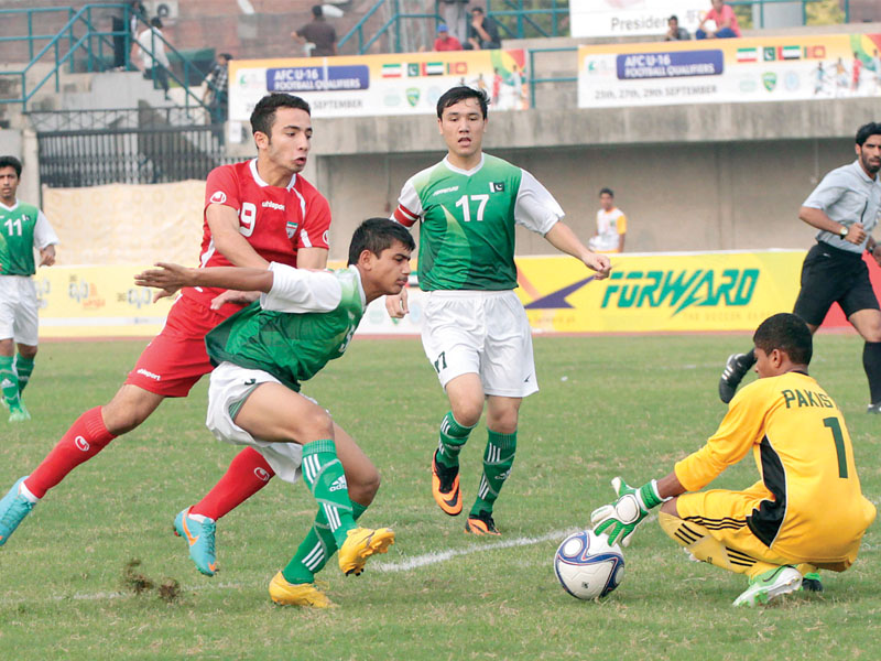 favourites to qualify iran defeated pakistan yesterday to edge closer to the coveted final stage of the afc u16 championship photo shafiq malik express