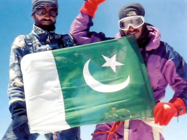 sadpara conquered everest in may 2011 without any supplemental oxygen photo file sadpara conquered everest in may 2011 without any supplemental oxygen photo file