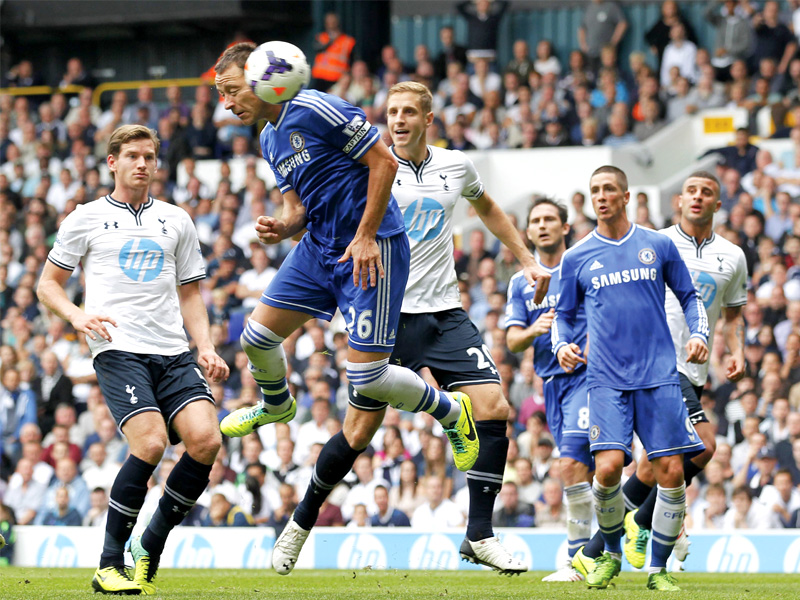 the first managerial meeting between former colleagues jose mourinho and andre villas boas ended in a stalemate yesterday as chelsea drew 1 1 at tottenham hotspur in the premier league photo afp