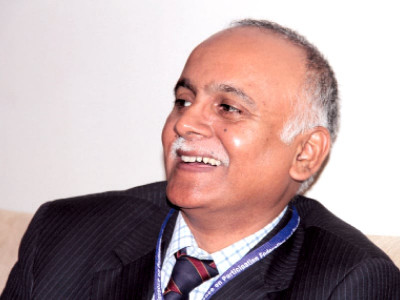 devolution of power pakistan needs to learn from india s experiences