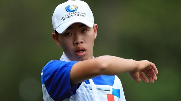 both tiger and rory achieved a lot of success when they were teenagers so i appreciate it whenever they offer advice says guan tianlang photo afp