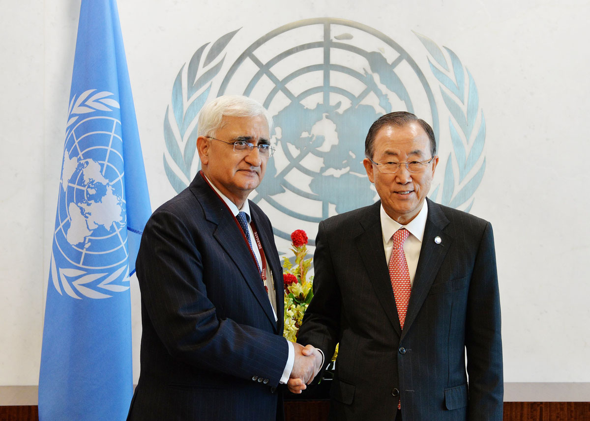 salman khurshid l india 039 s foreign minister shakes hands with united nations secretary general ban ki moon r before their meeting september 30 2013 at un headquarters in new york photo afp