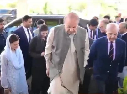 pml n convenes g b polls board