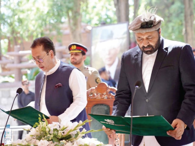 Gilgit-Baltistan officials propose easier entry for Chinese tourists