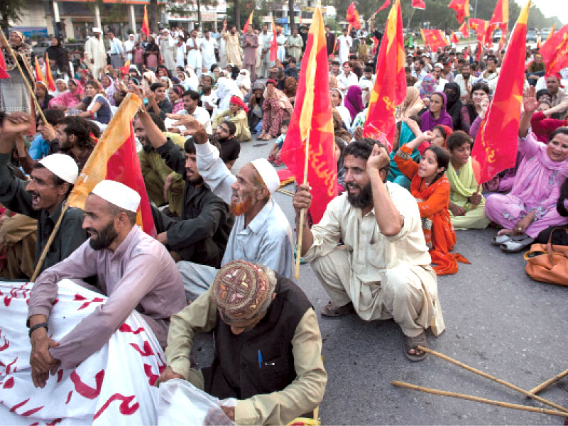 the protest was organised by the awami workers party the national students federation and the all pakistan alliance for katchi abadis photo express