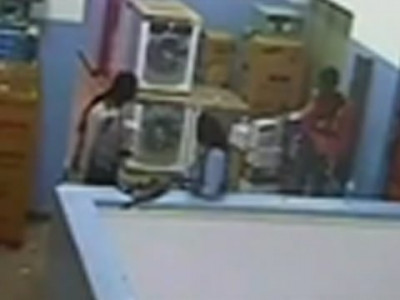 calm amid the killing kenya cctv shows westgate gunmen